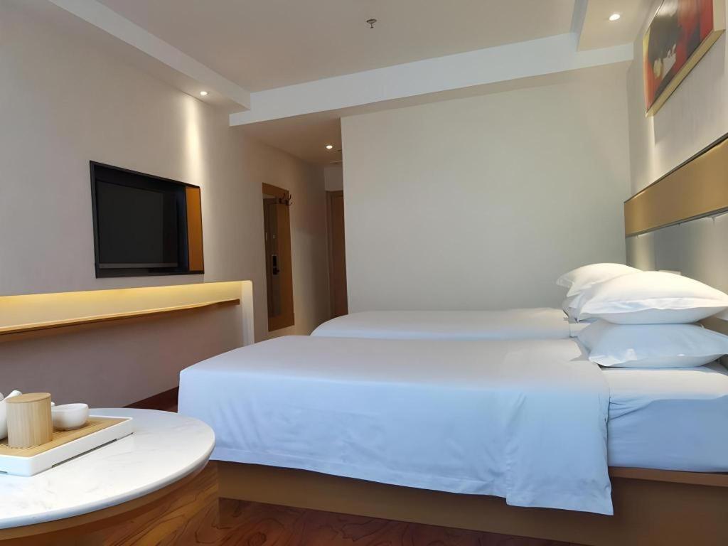 Greentree Inn Geermu Walking Street Business Hotel Golmud Exterior foto