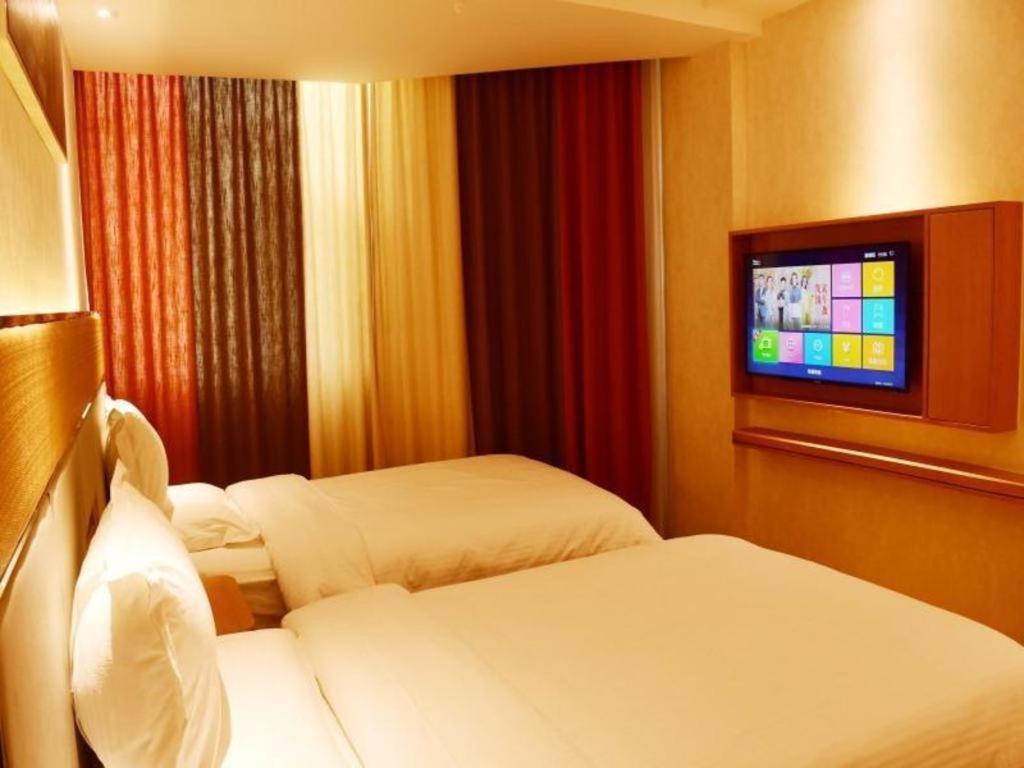 Greentree Inn Geermu Walking Street Business Hotel Golmud Exterior foto